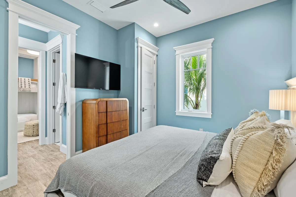 Beachfront Paradise #98