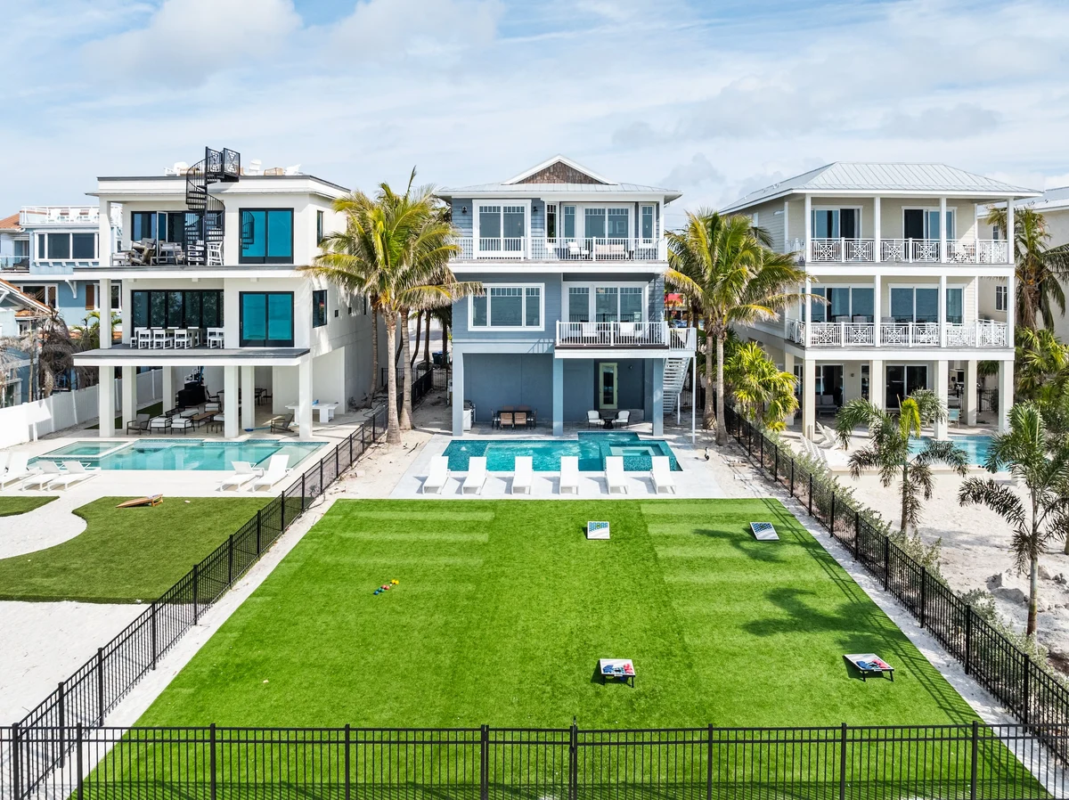 Beachfront Paradise #109