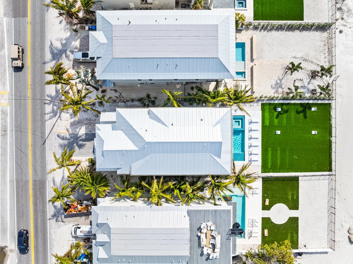 Beachfront Paradise #94