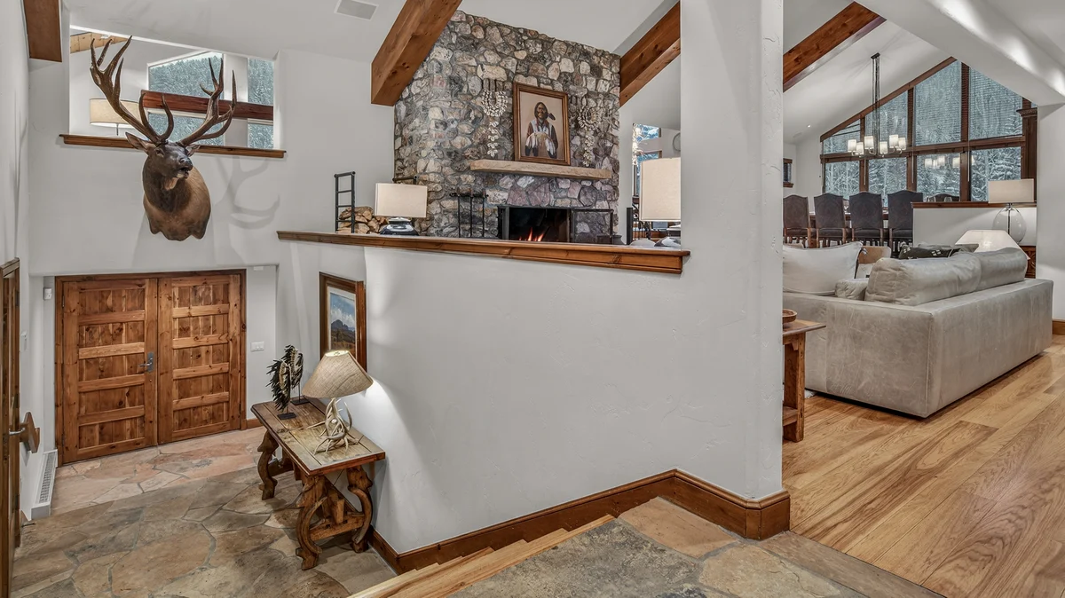 Home in Avon property photo 5