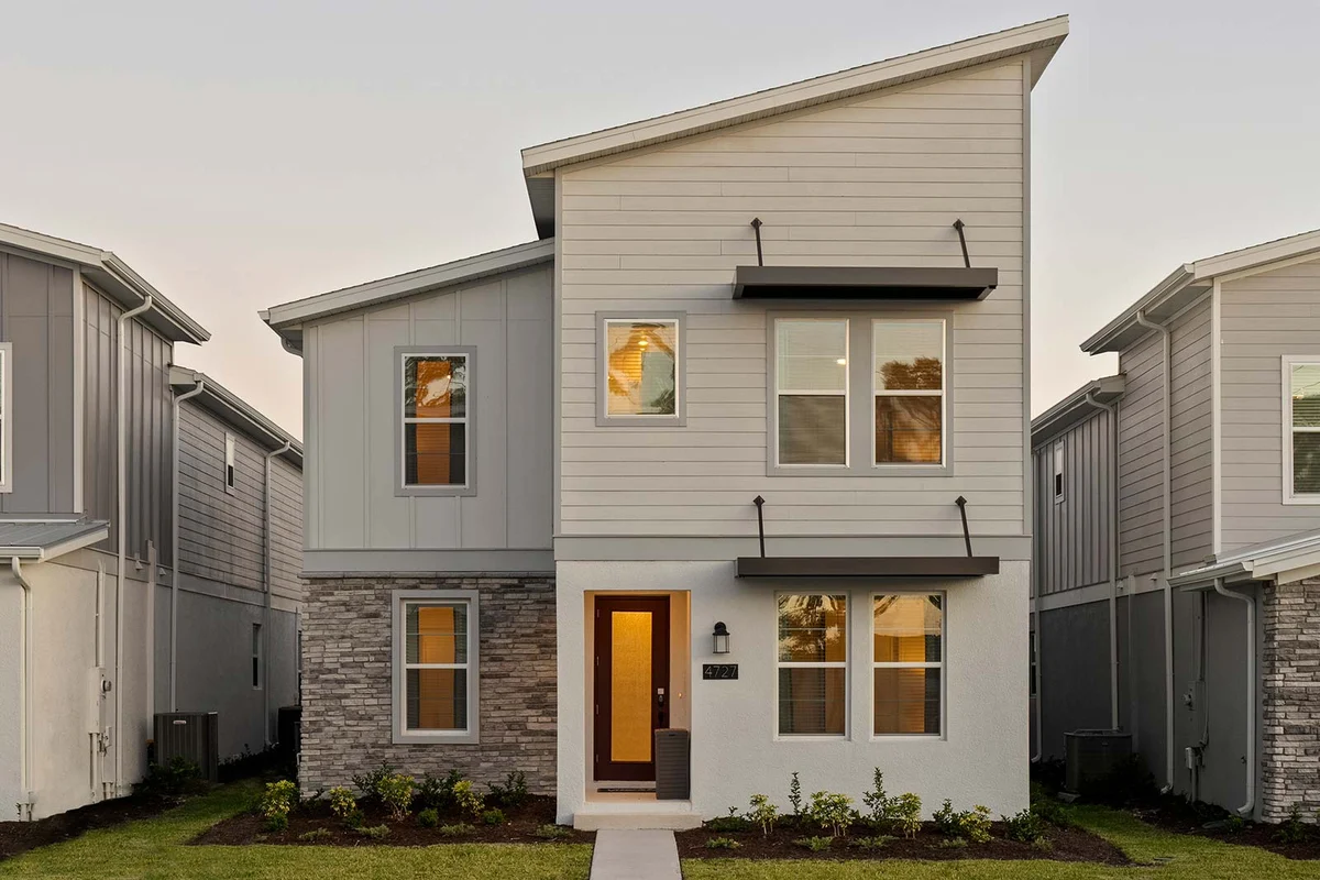 VOR4727HW: 7 Bed, Bricktopia, Petting Zoo, Gaming Nook #63