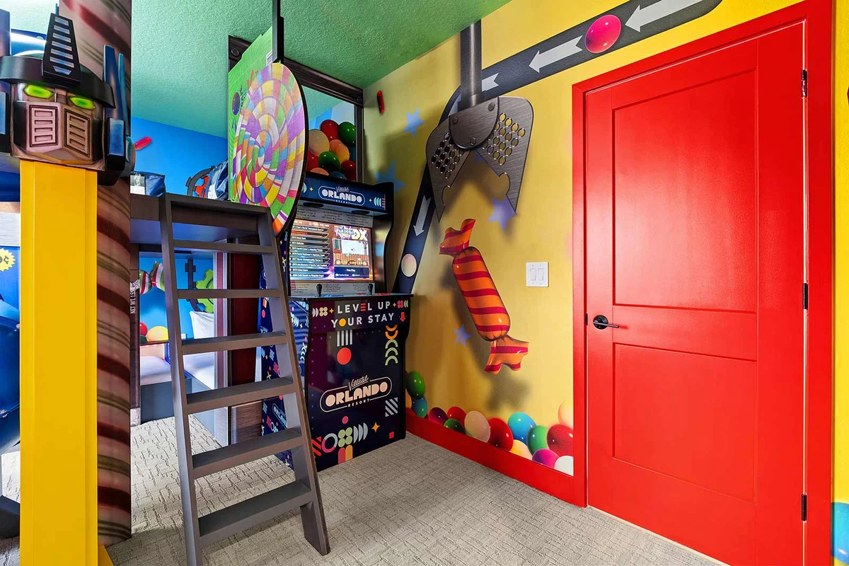 VOR4838HW: 5 Bed, Candy Land, Pool #58