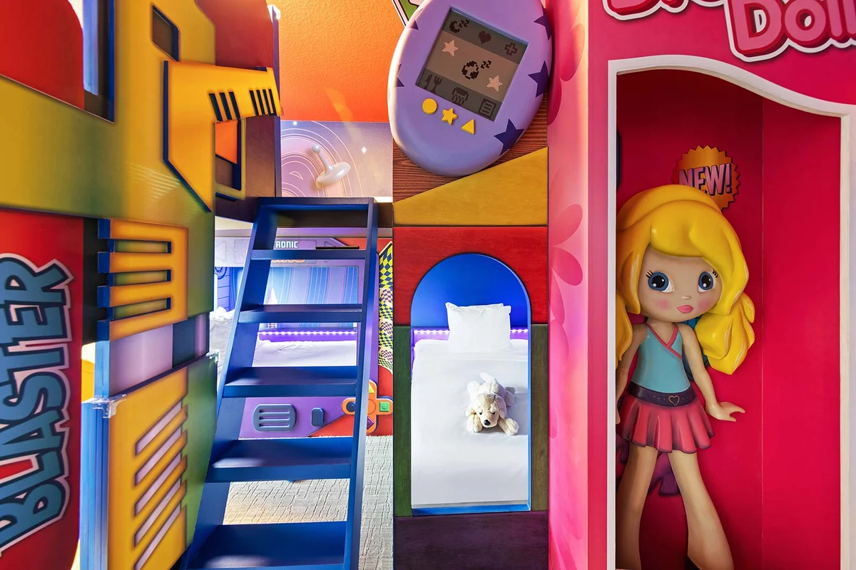 VOR4875PP: 6 Bed, Toy Box, Gaming Loft #57