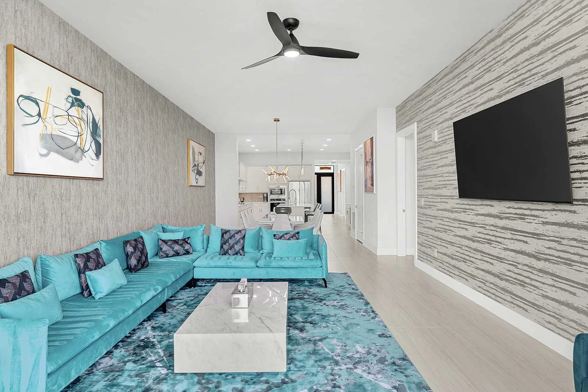 HI3031HL204: 3 bed, ocean breeze #77