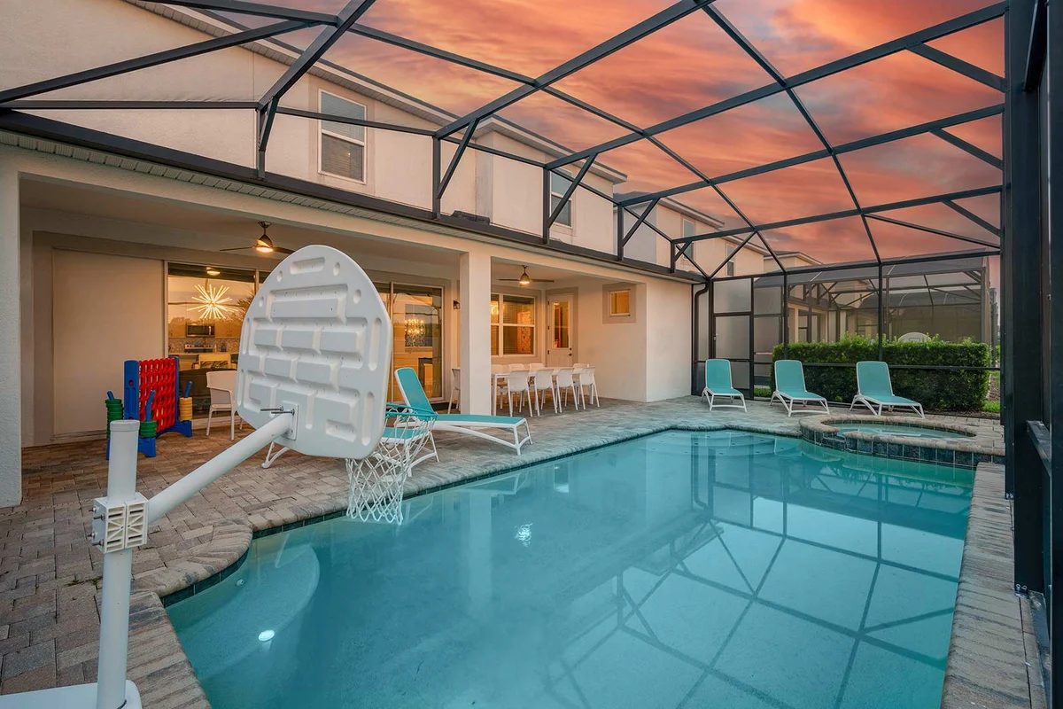 1778CV - 9 Bed - Ritzy Retreat - SR005V #93