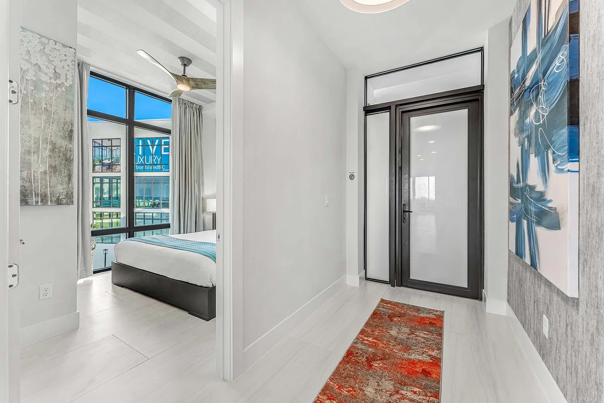HI3031HL308: 3 bed, ocean breeze #73