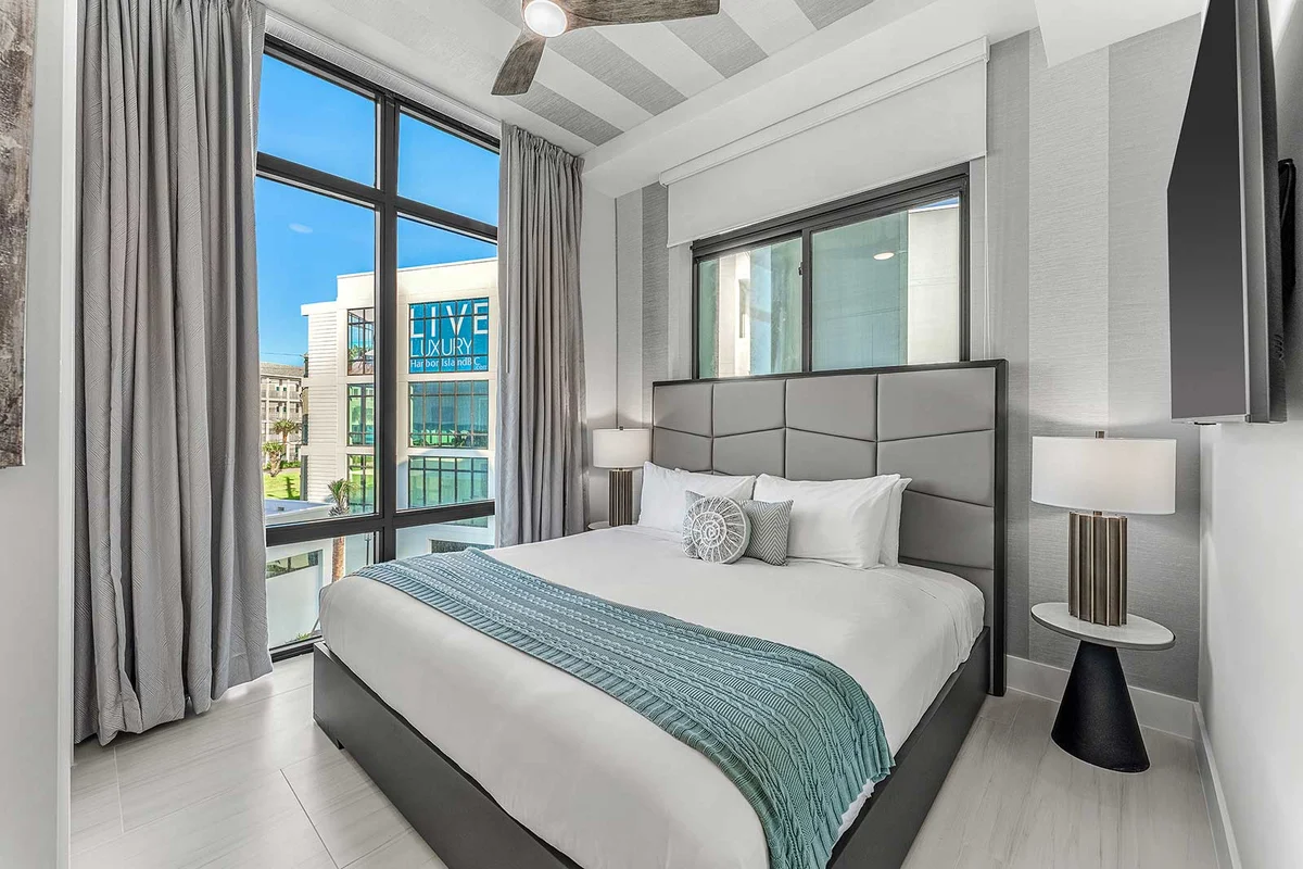 HI3031HL308: 3 bed, ocean breeze #69