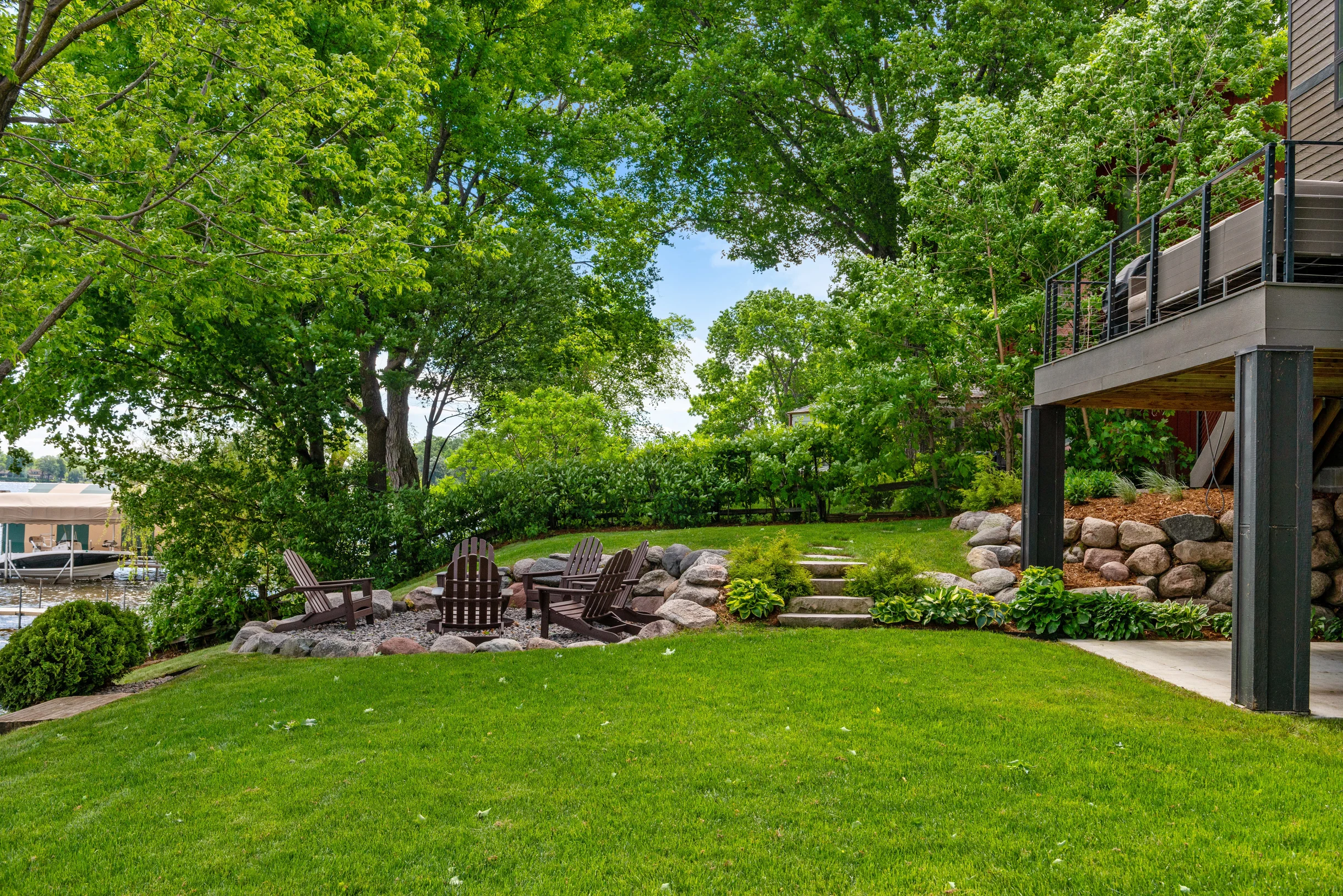 Lakefront Luxury #94