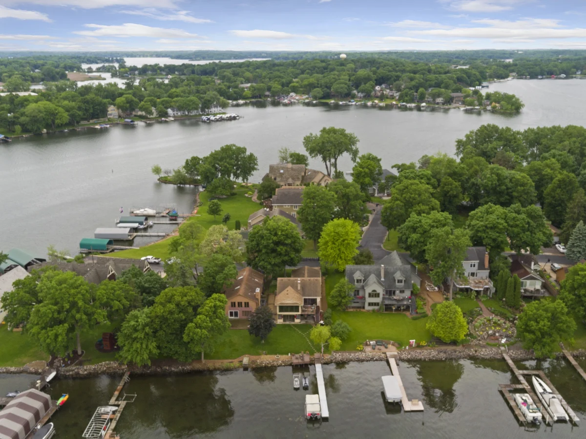 Lakefront Luxury #47