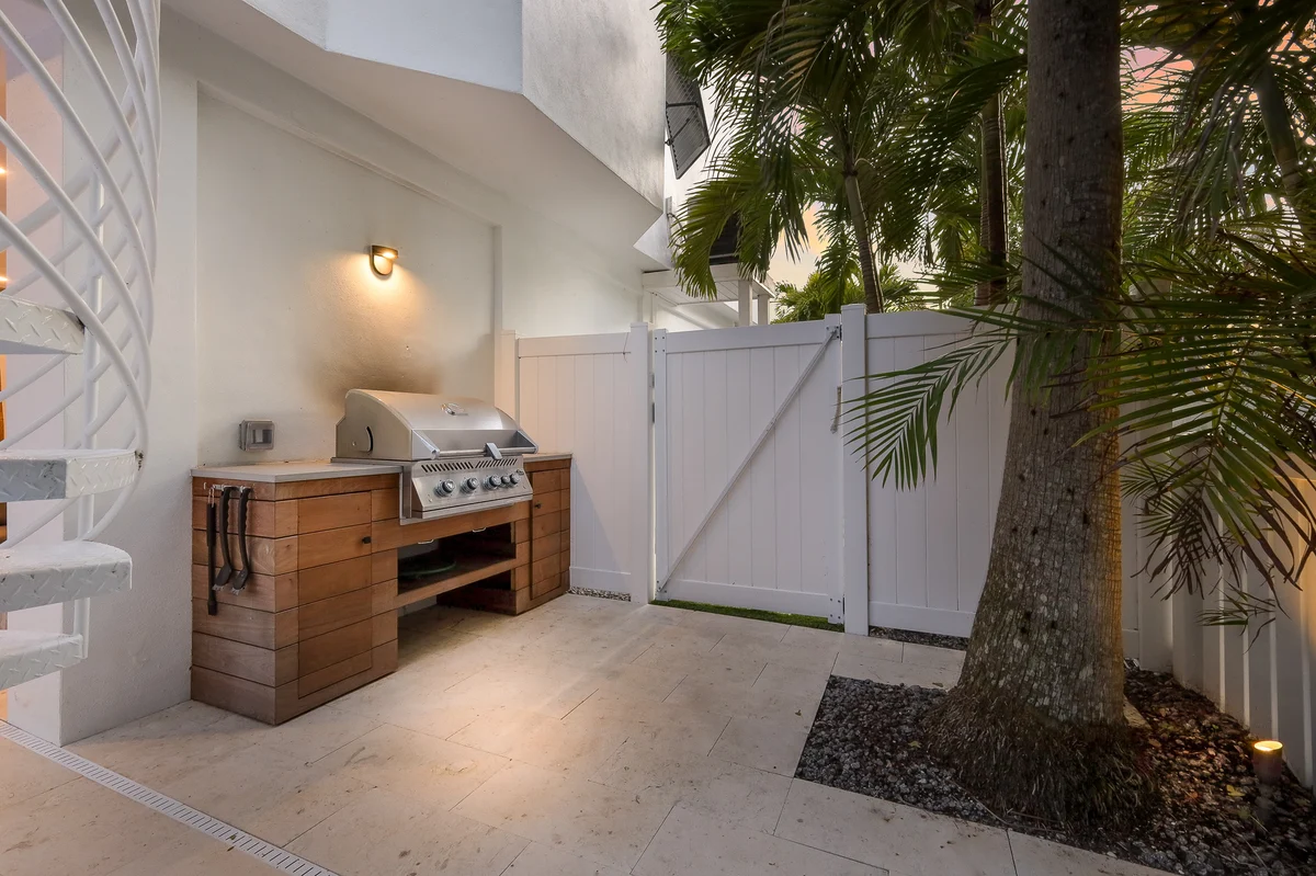 Coconut Palm Paradise #84