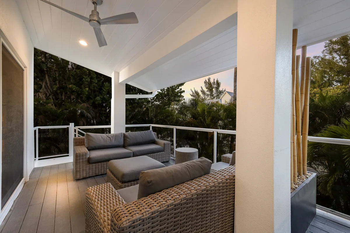 Coconut Palm Paradise #123