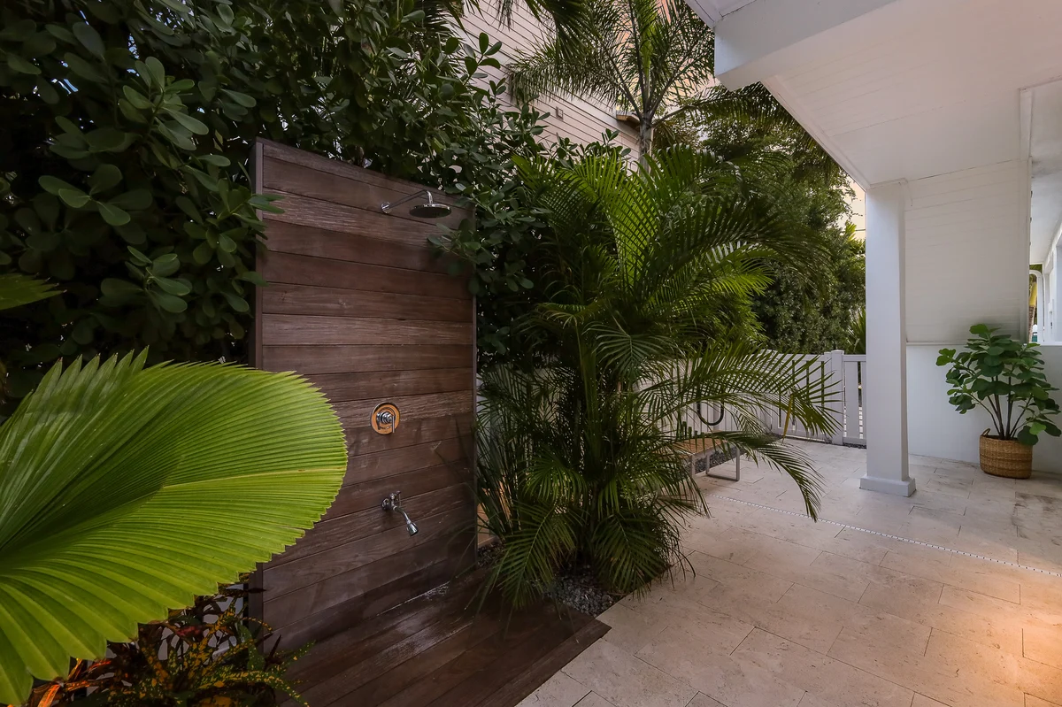 Coconut Palm Paradise #131