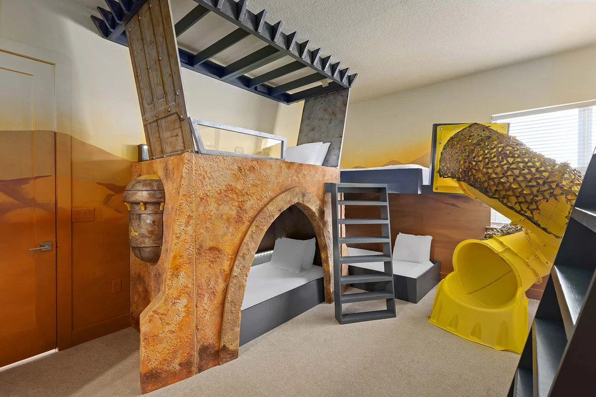 2013OC - 6 Bed - Lofty Landing - ST089 #126