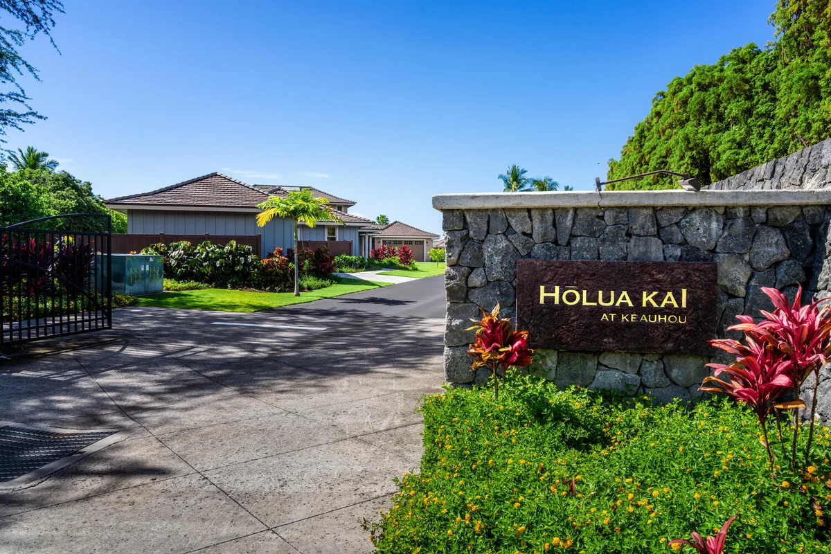 Holua Kai #32 #79