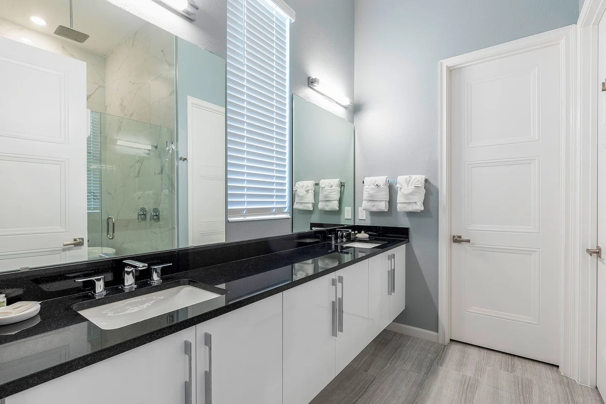 1754OB - 11 Bed - Bowling Boulevard - ST057 #66