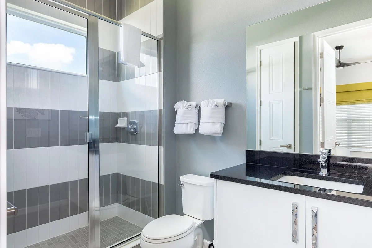 1754OB - 11 Bed - Bowling Boulevard - ST057 #108
