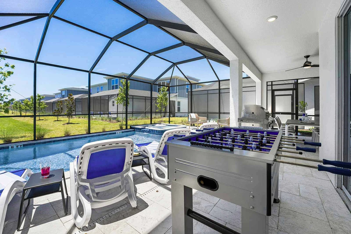 VOR4767HW: 7 Bed, Bricktopia, Petting Zoo, Gaming Nook #83