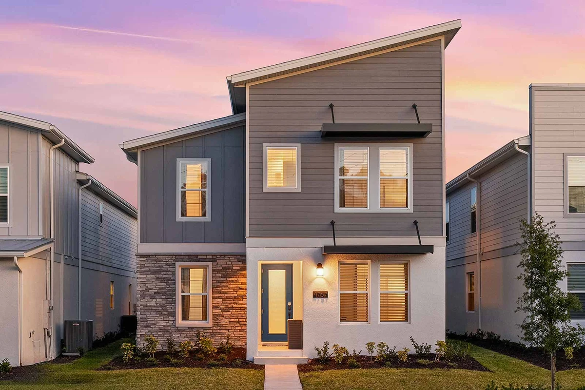 VOR4767HW: 7 Bed, Bricktopia, Petting Zoo, Gaming Nook #85