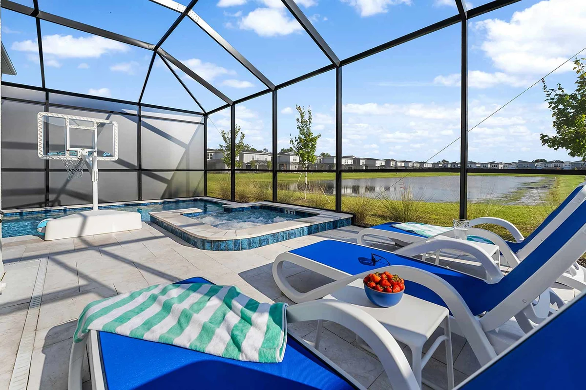 VOR4759HW: 6 Bed, Marine Magic, Gaming Loft #94