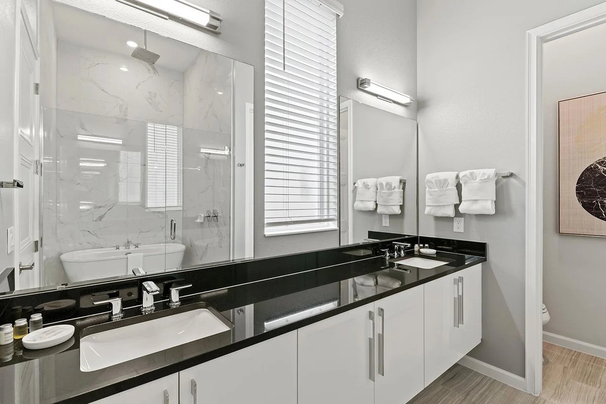1762OB - 11 Bed - Aquatic Abode - ST059 #92