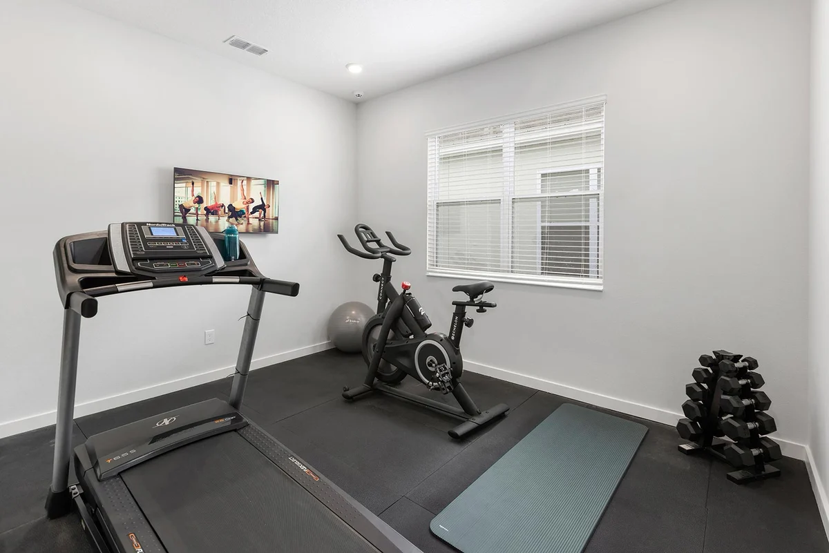 1676OB - 11 Bed - Stunning Speakeasy - ST034 #73