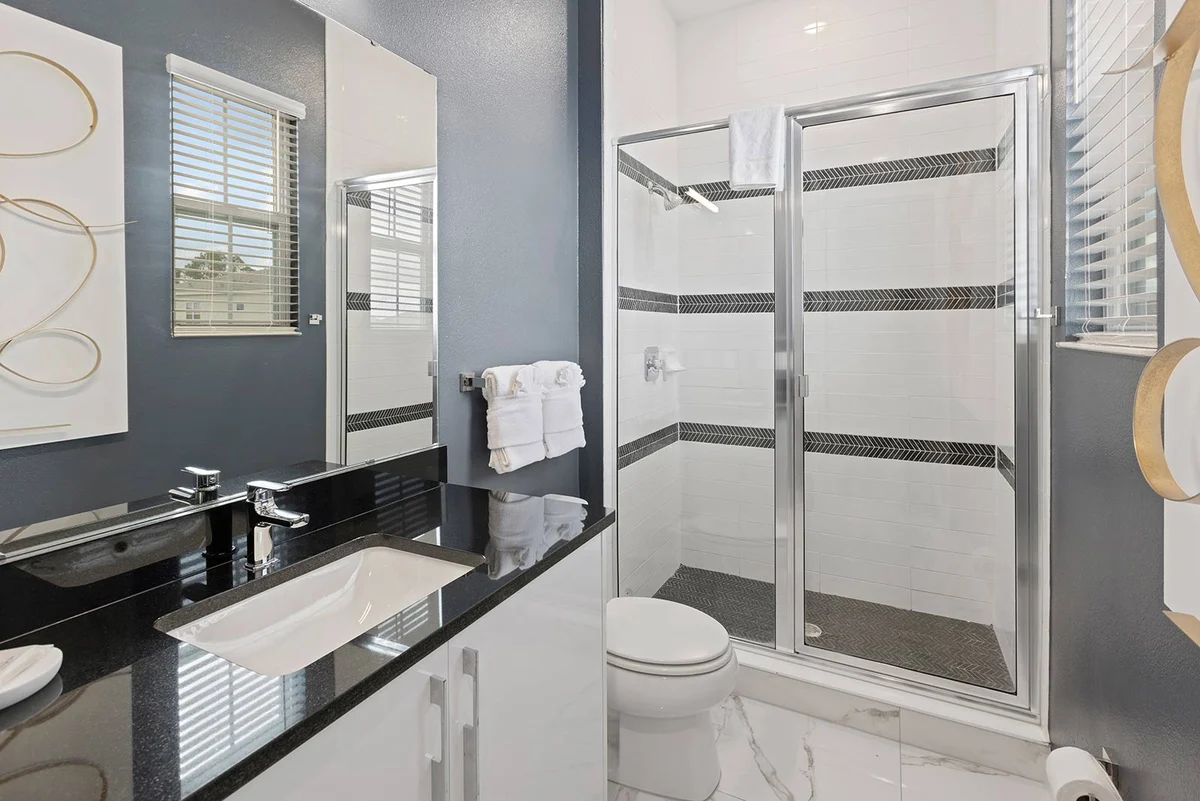1676OB - 11 Bed - Stunning Speakeasy - ST034 #71