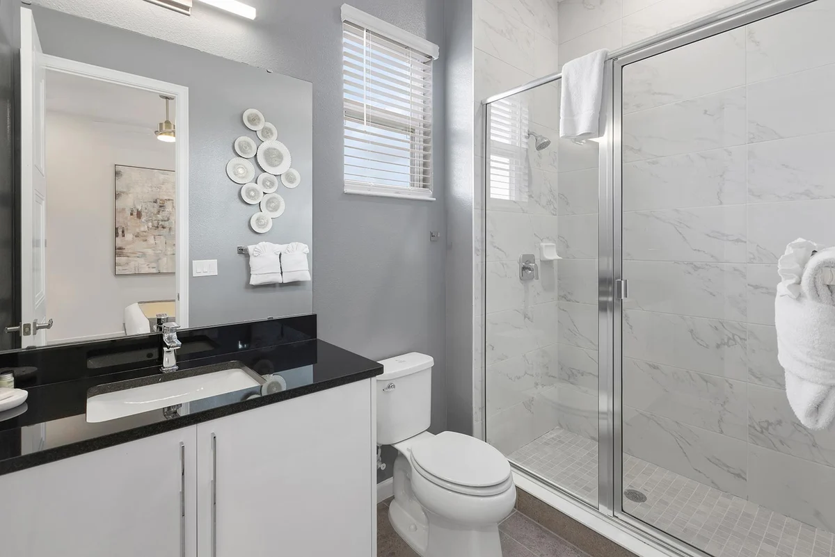 1676OB - 11 Bed - Stunning Speakeasy - ST034 #90