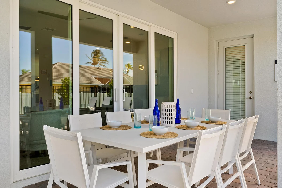 HI325SD: 6 bed, Pirate, Karaoke #57