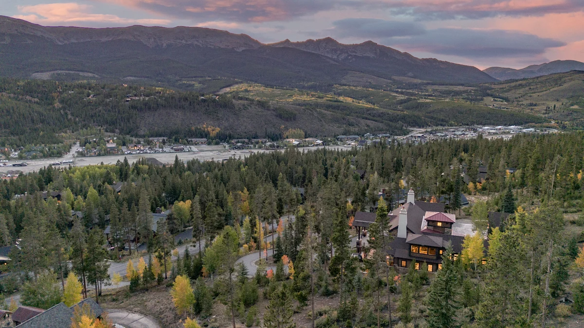 Switchback Lodge #63