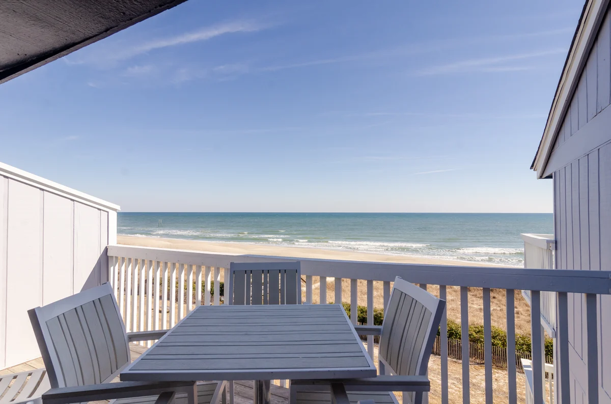 Condo in Carolina Beach property photo 4