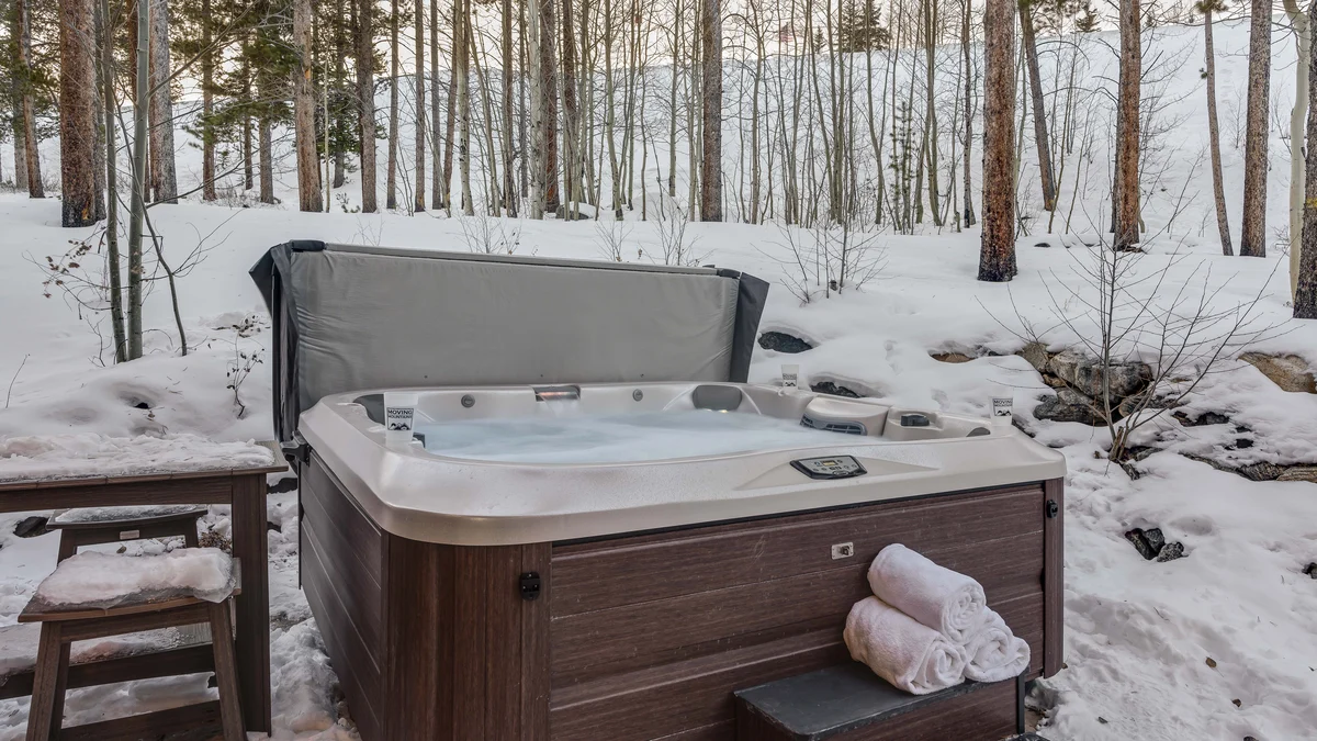 Majestic Mountain Lodge property photo 2