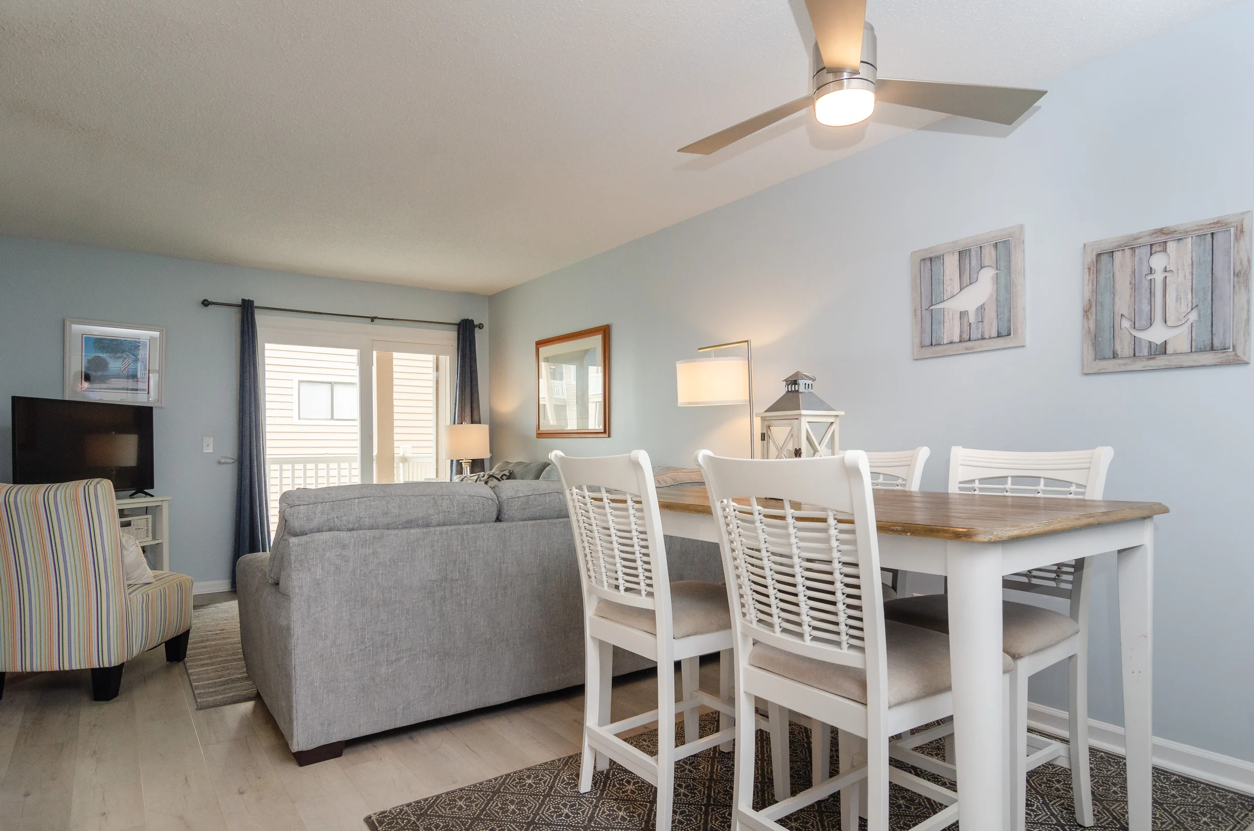 Condo in Carolina Beach property photo 2