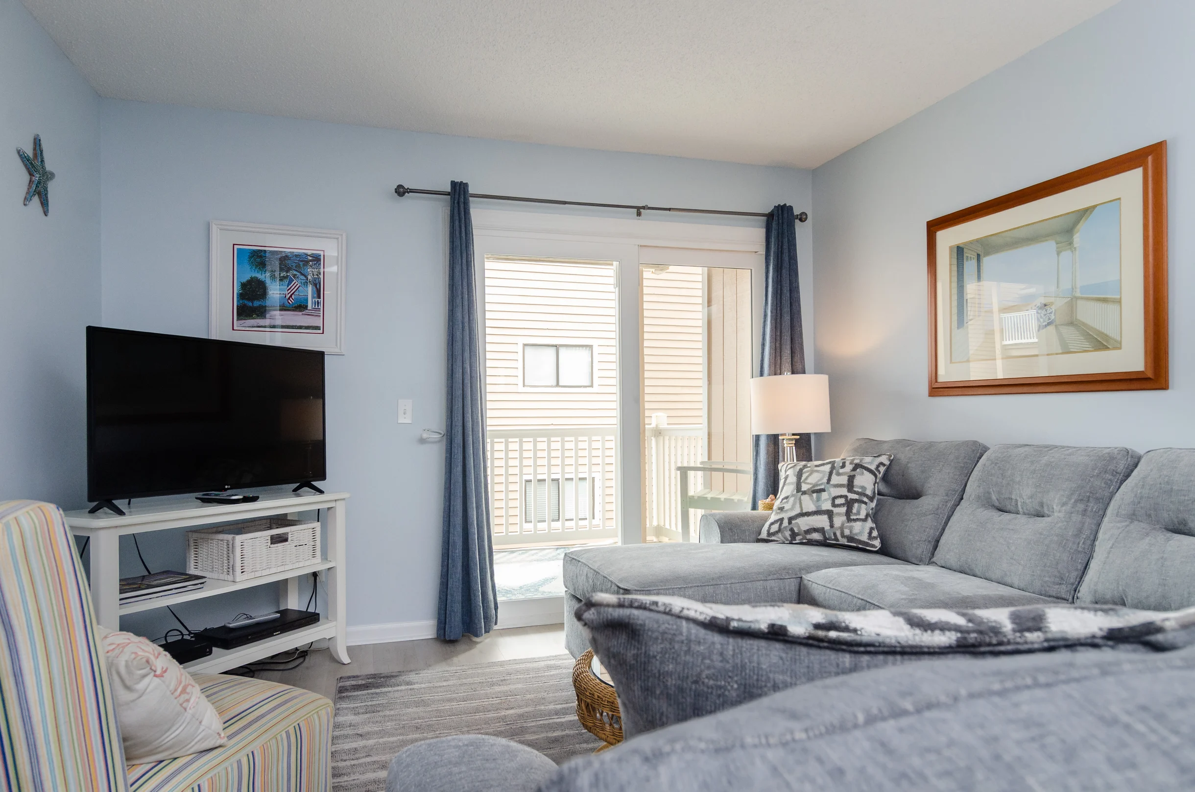 Condo in Carolina Beach property photo 3