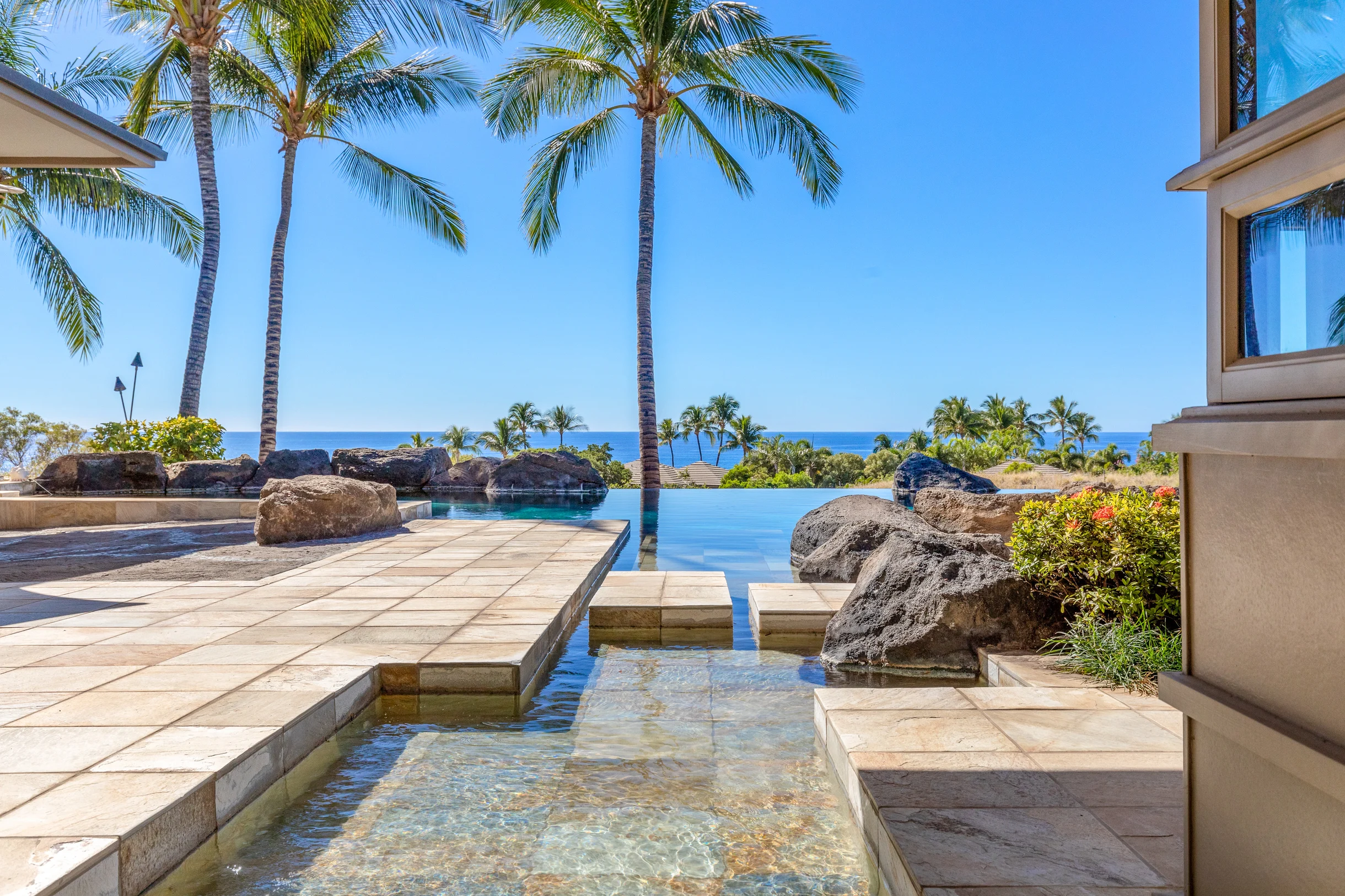 Mauna Kea Resort Bluffs 22 - The Beach House #56