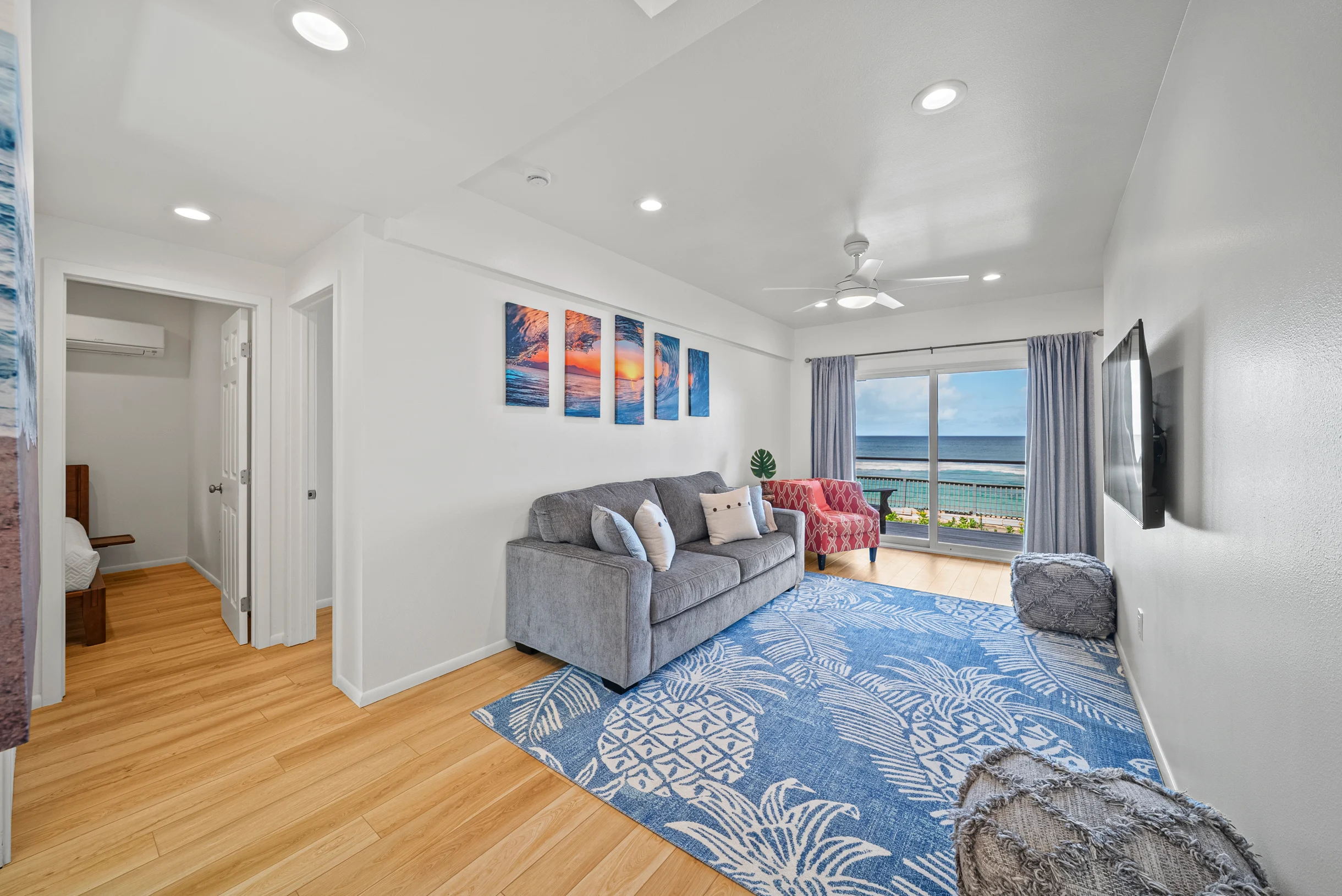 Surfer's Paradise #72