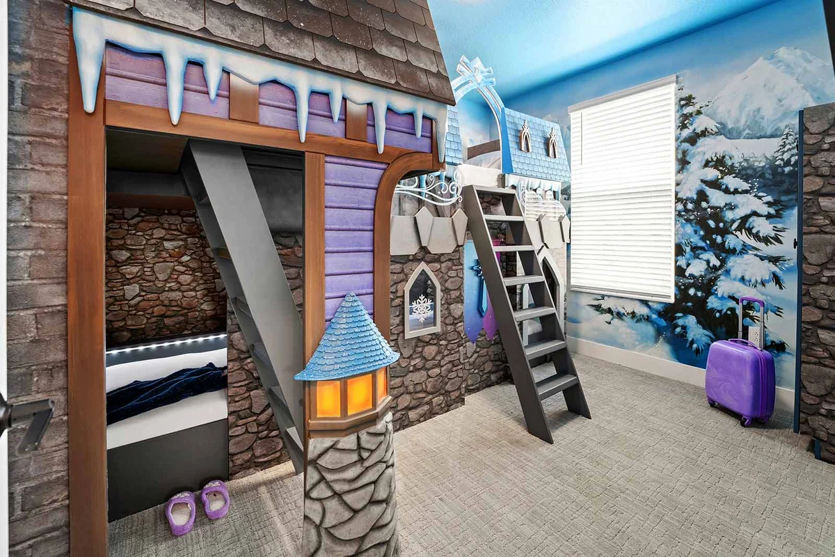 VOR5227AA: 7 Bed, Jungle Jamboree, Enchanted Castle, Gaming Nook #68