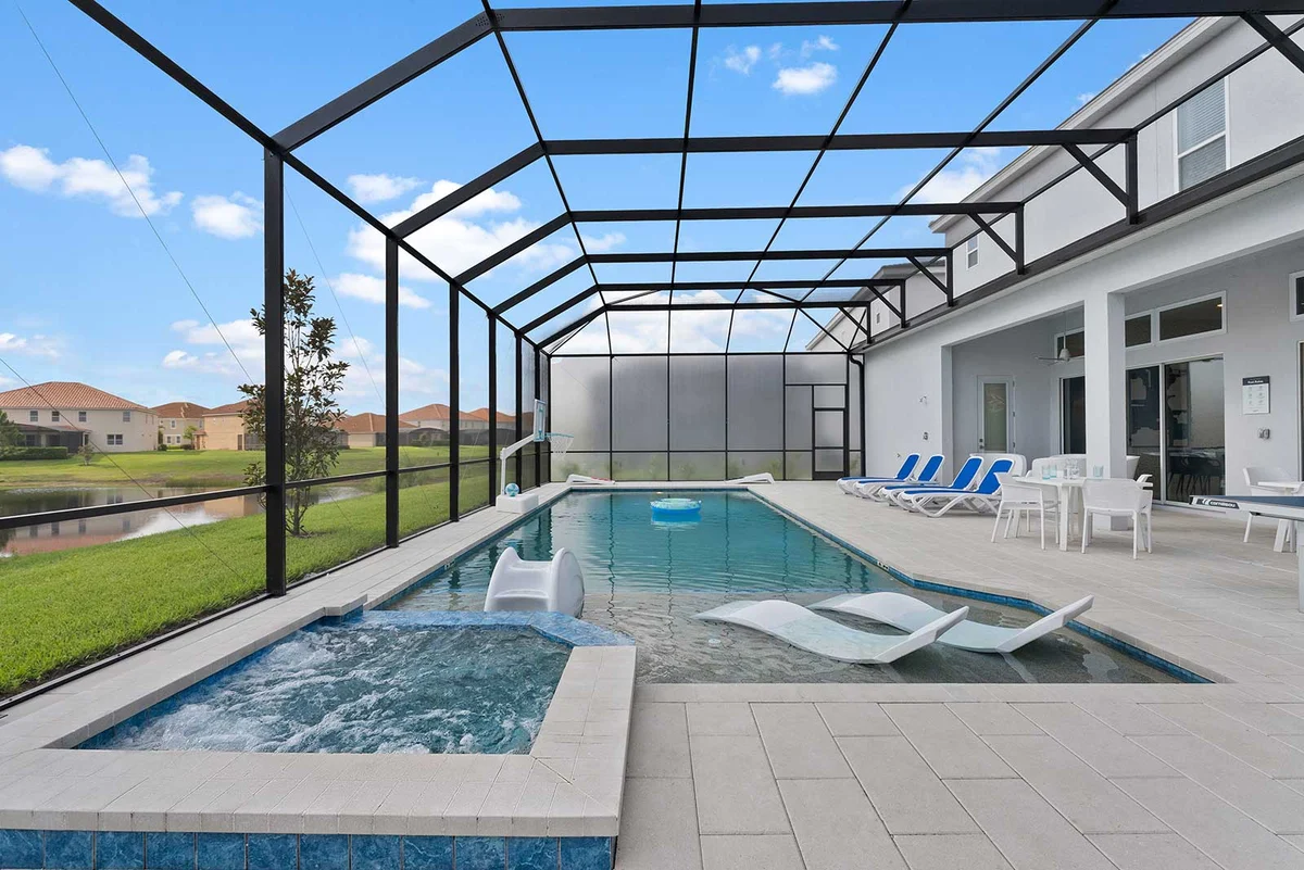 1689OB - 12 Bed - Lollipop Lane - ST095 #56