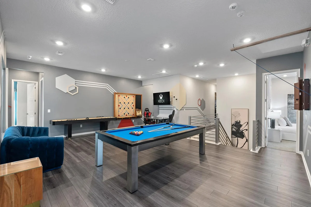 1689OB - 12 Bed - Lollipop Lane - ST095 #75