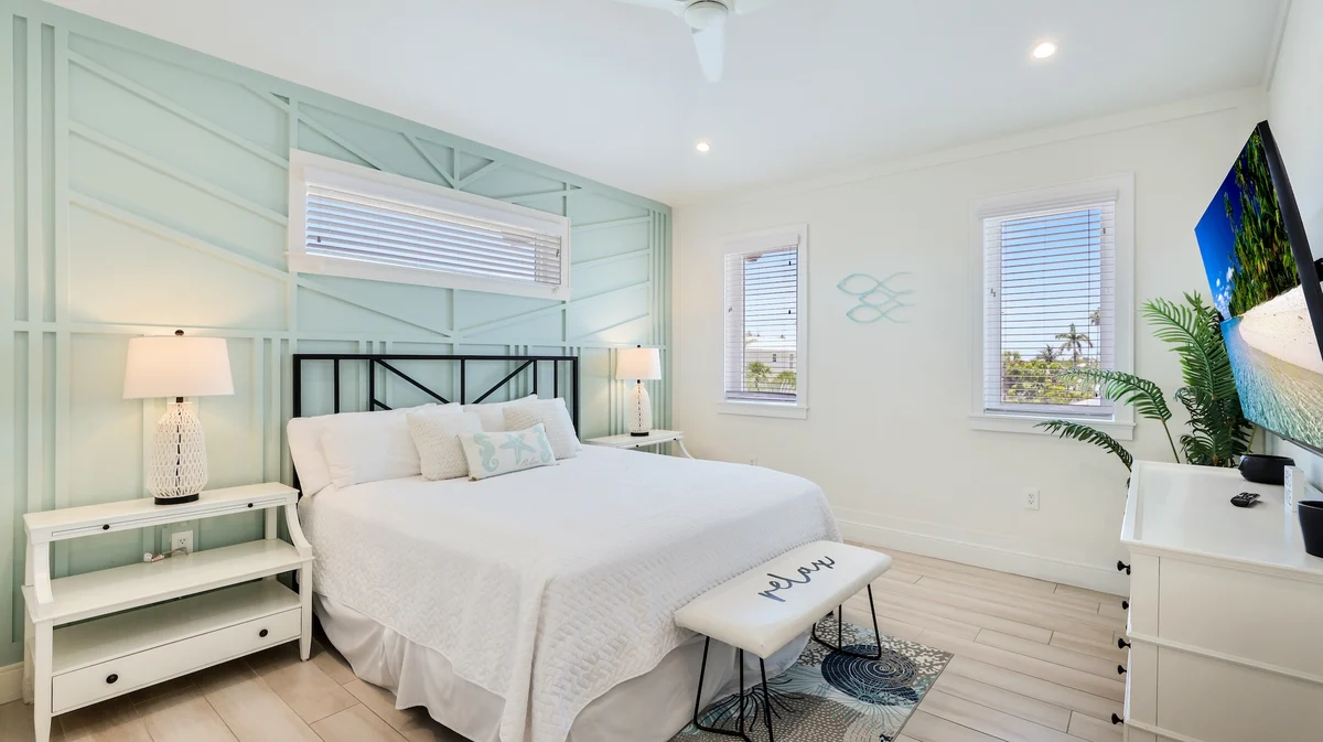 Oar House #103