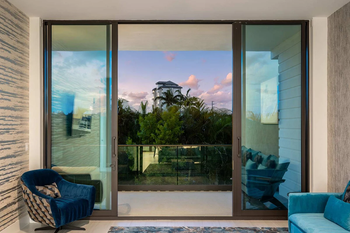 HI3031HL202: 3 bed, ocean breeze #63