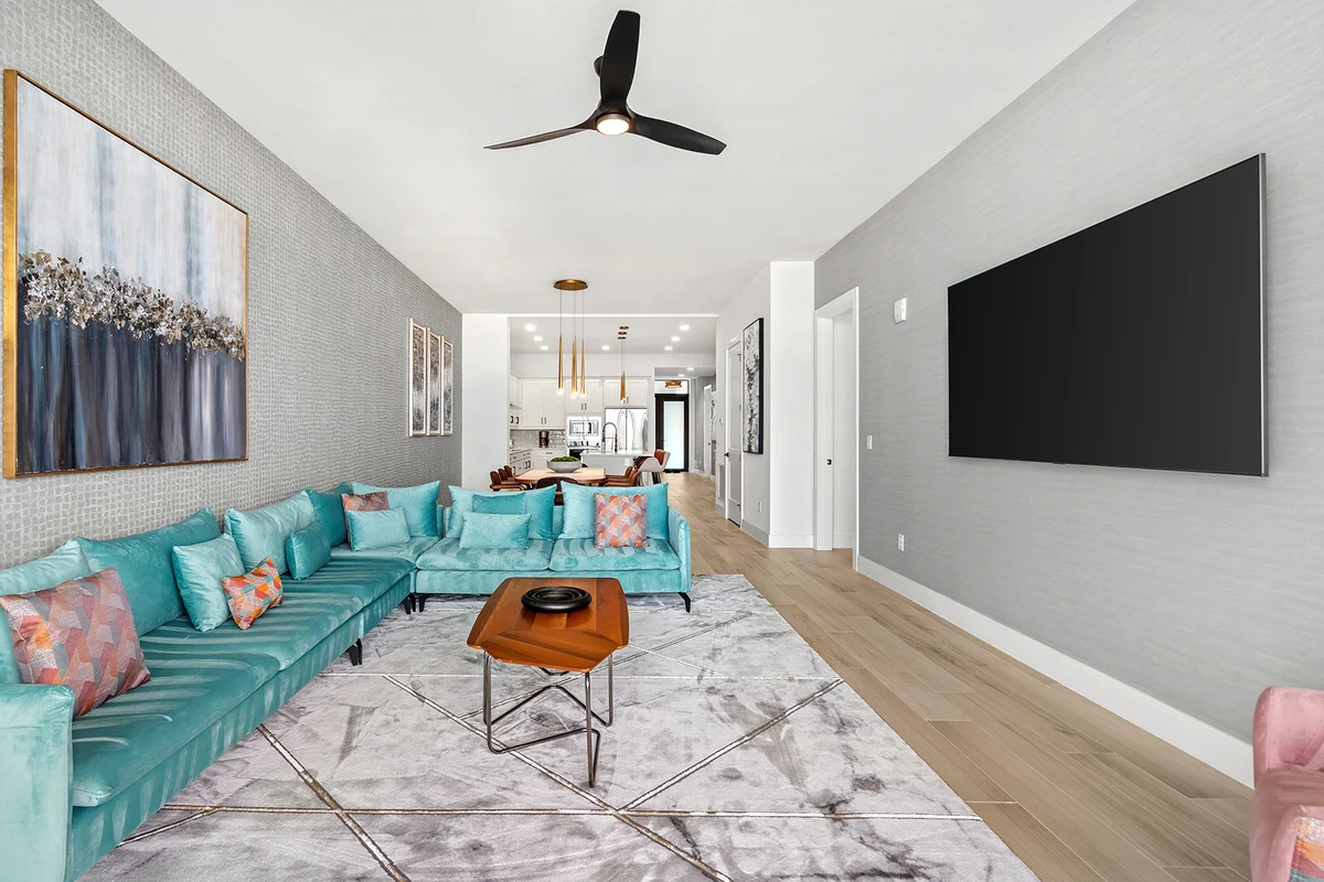 HI3031HL305: 3 bed, seascape #80