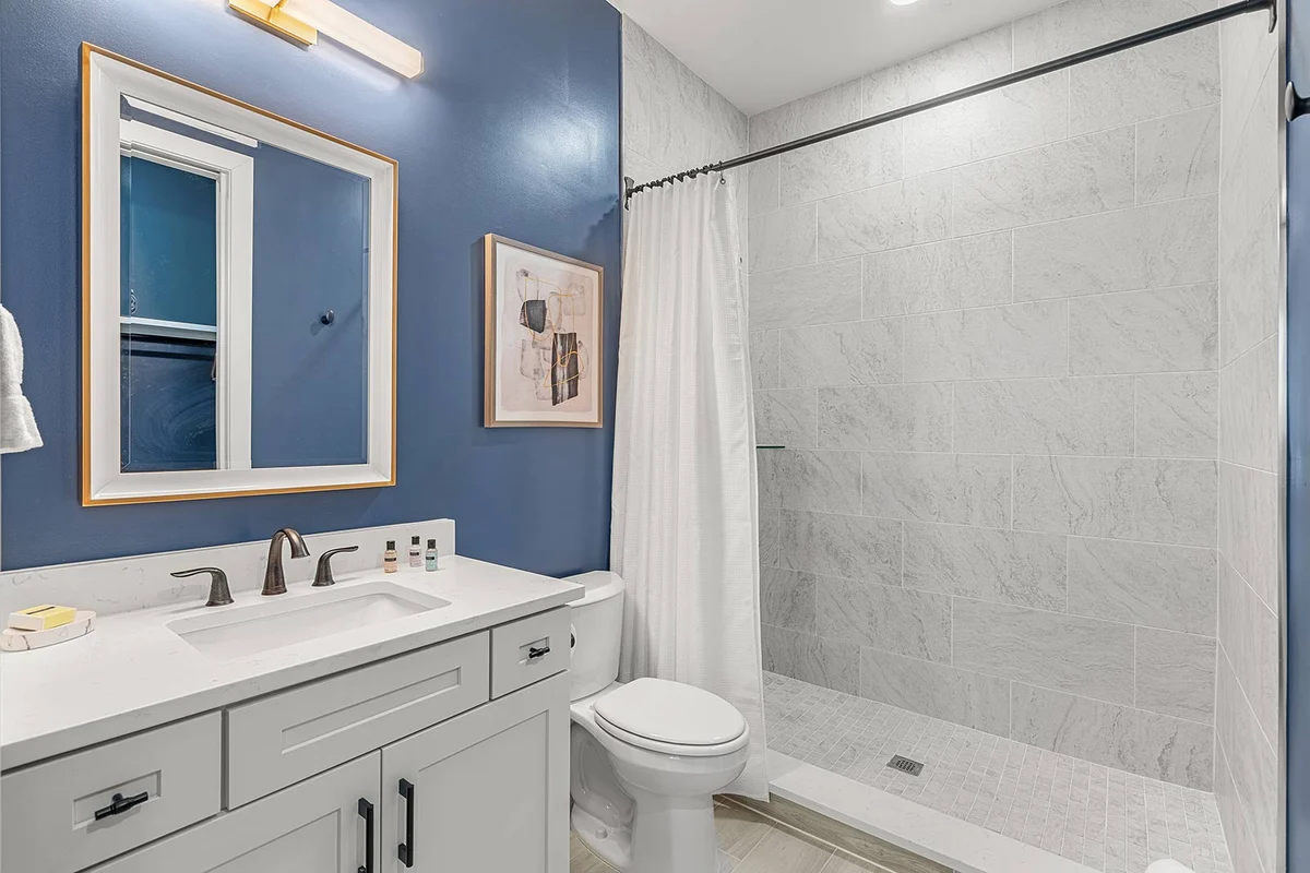 HI3031HL405: 3 bed, seascape #85