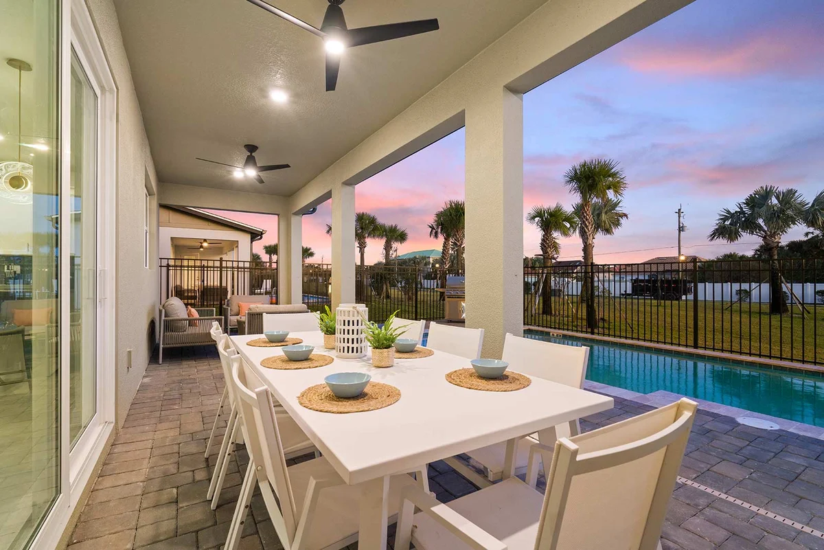 HI330SD: 5 bed, Under The Sea, Karaoke #92
