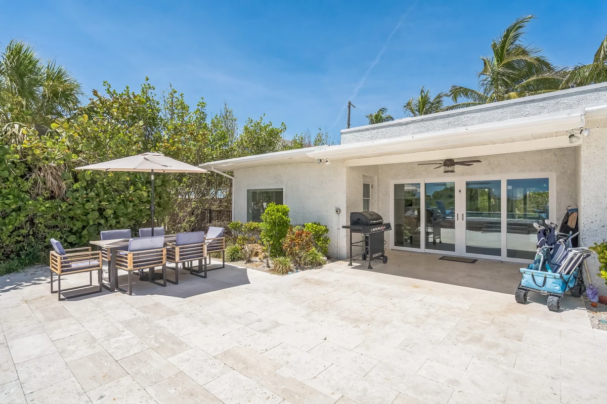 Beachfront Bungalow #112