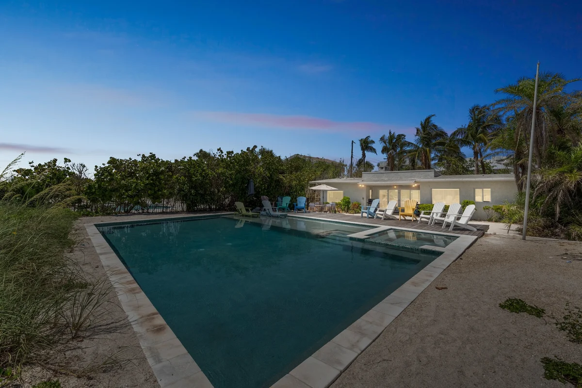 Beachfront Bungalow #104