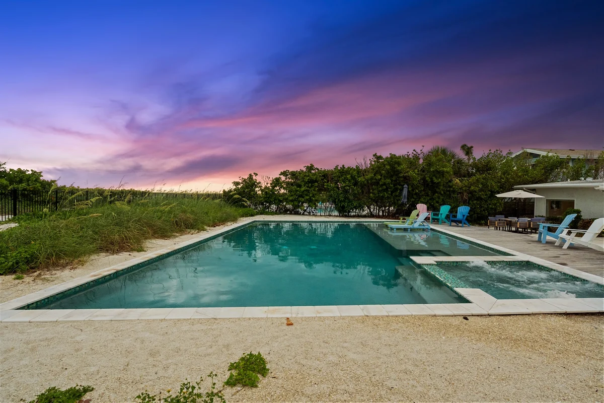 Beachfront Bungalow #86