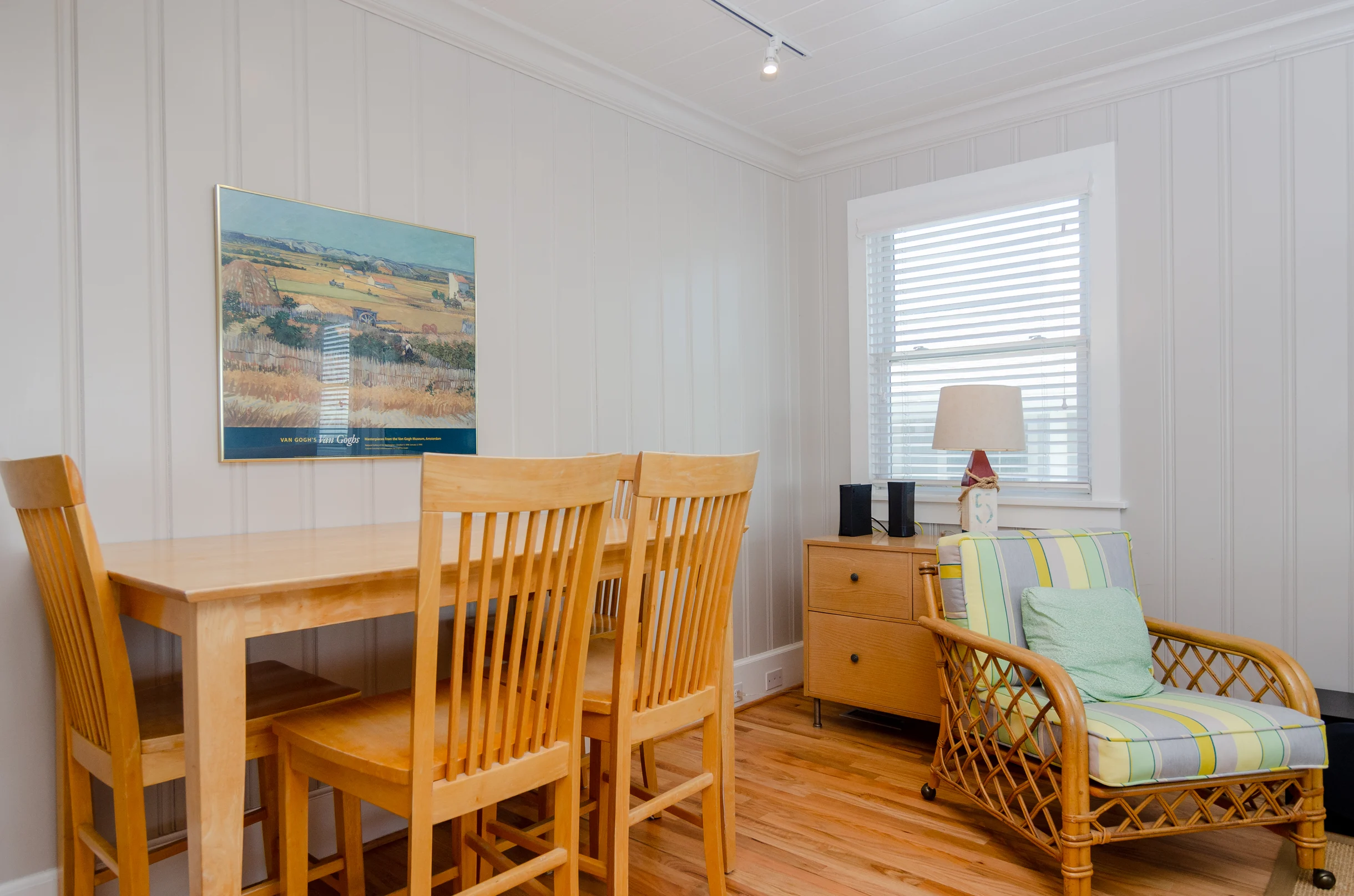 W200 - Blake Cottage #113