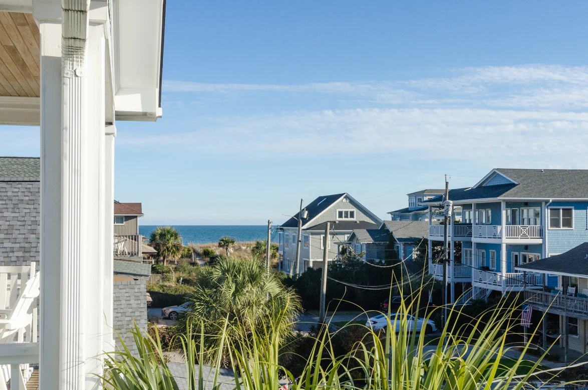 Home in Wrightsville Beach property photo 4