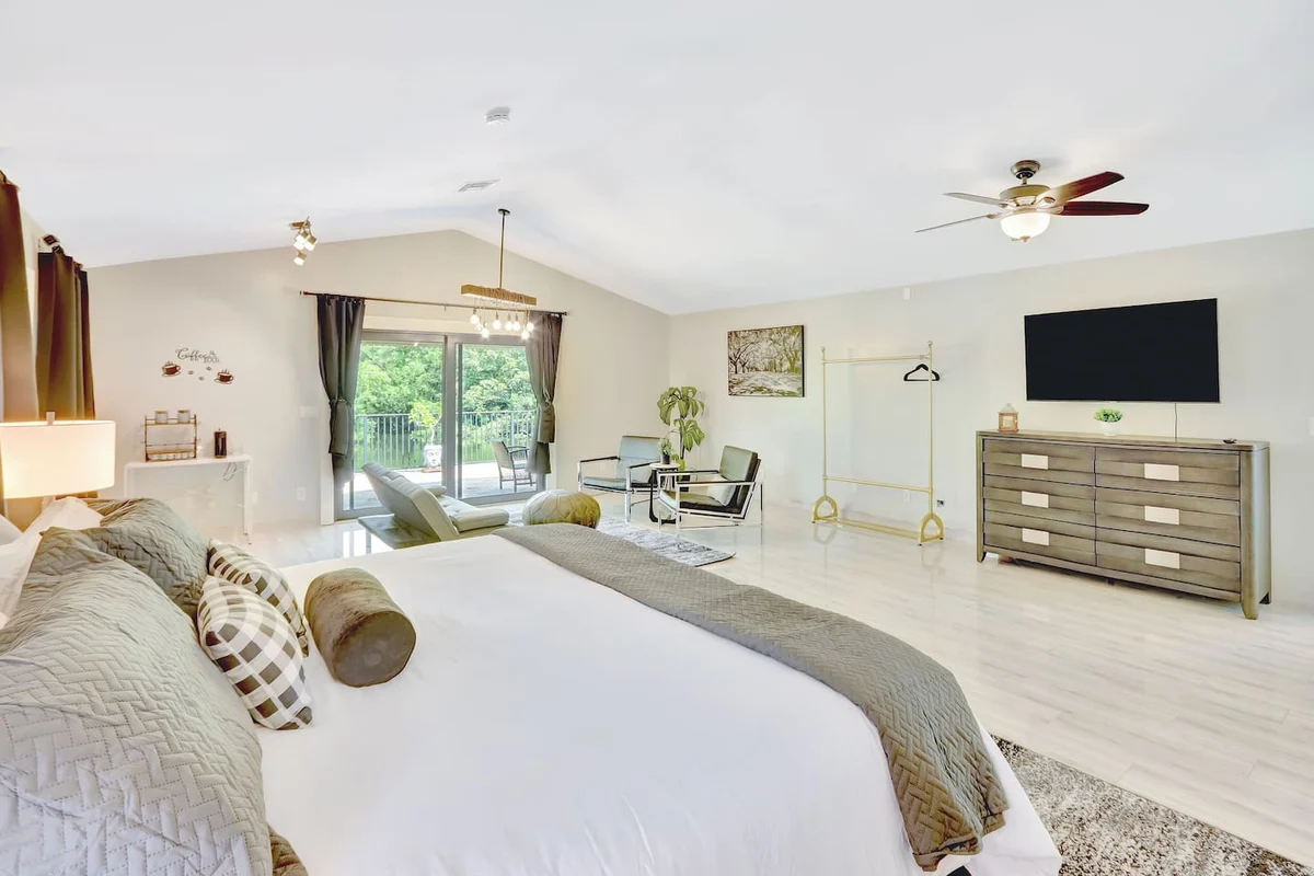 Home in Fort Lauderdale property photo 2