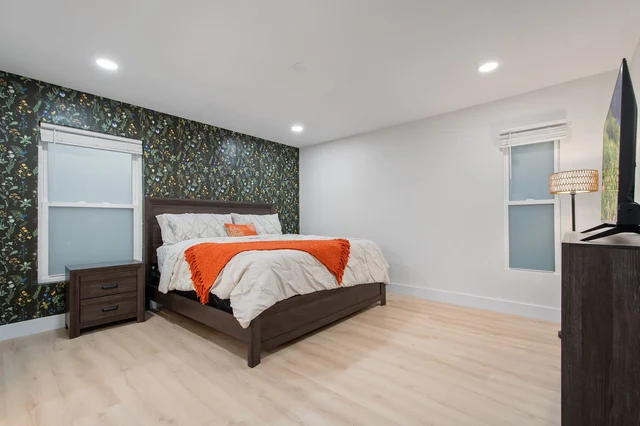 Bedroom 3 image 1